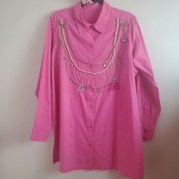 Pink Button Down Blouse with necklaces & beaded embellishments - Picture 4 of 17